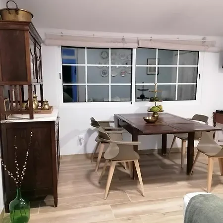 Holiday home Casa Da Bungavillia